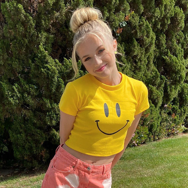 Promotional Summer Graphic Cartoon Smiley Face Short-Sleeve Women's T-Shirt Female Slim Fit Printed Yellow Cropped Tops Trend