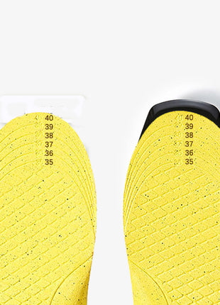 Cuttable smart heating insoles