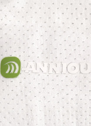 Silicone logo design on the chest