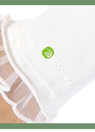 Textured silicone logo