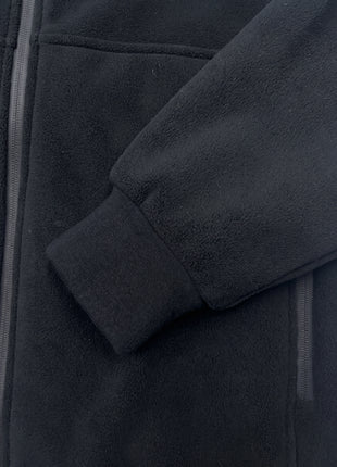 cuff detail of #Black Heated Fleece Jacket