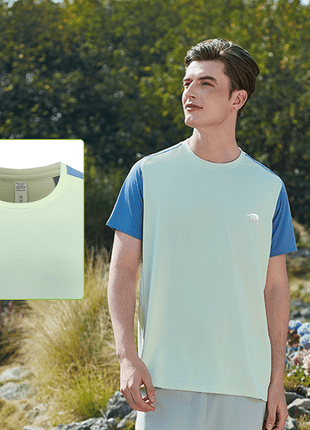 moisture wicking crew neck t shirt with colorblock