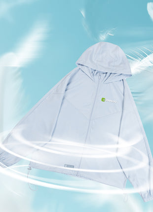 outdoor lightweight hooded sun jacket